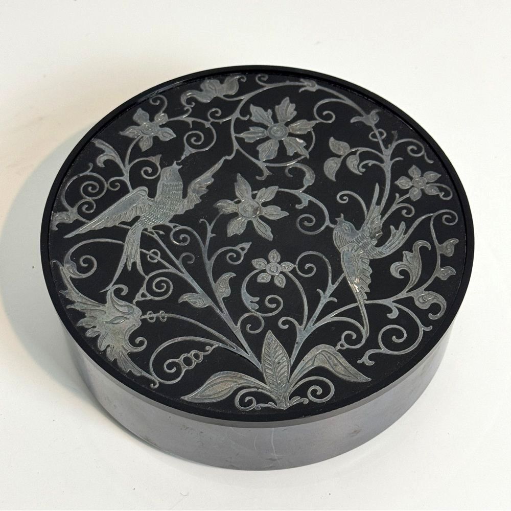 Vintage Oneida Bird Floral Silver Plated Round Ornate Trinket Box